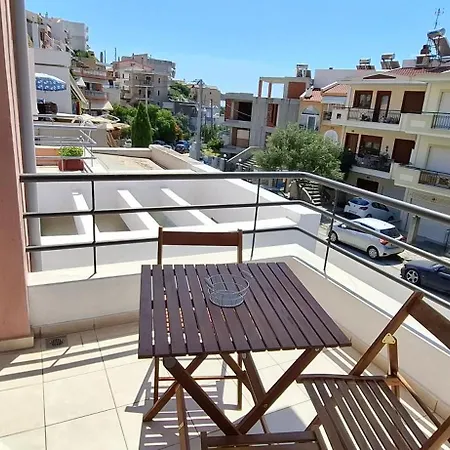 Daire Retro Kavala